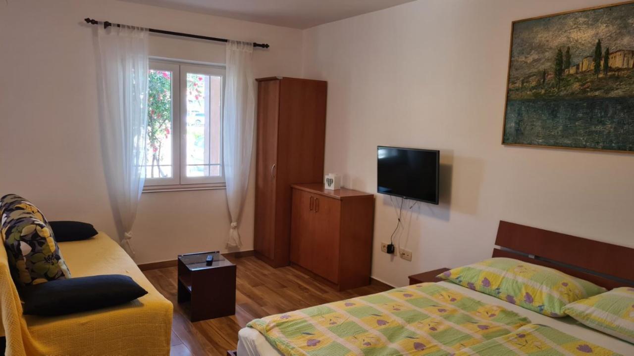 Apartments Ivanovski 라브 외부 사진