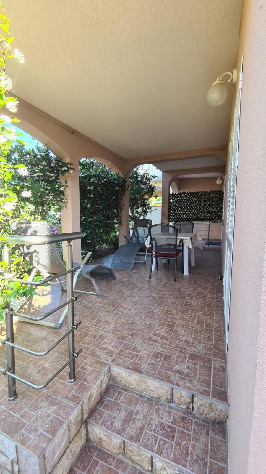 Apartments Ivanovski 라브 외부 사진