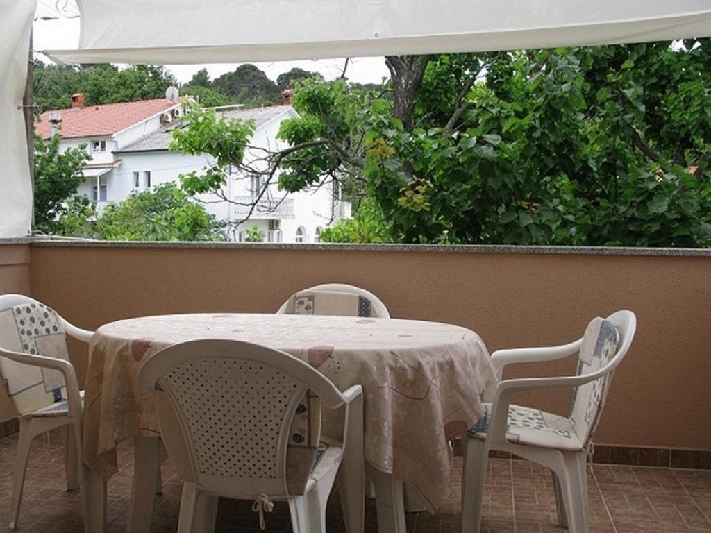 Apartments Ivanovski 라브 외부 사진