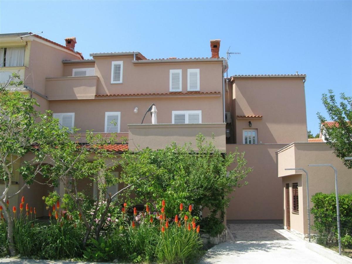 Apartments Ivanovski 라브 외부 사진